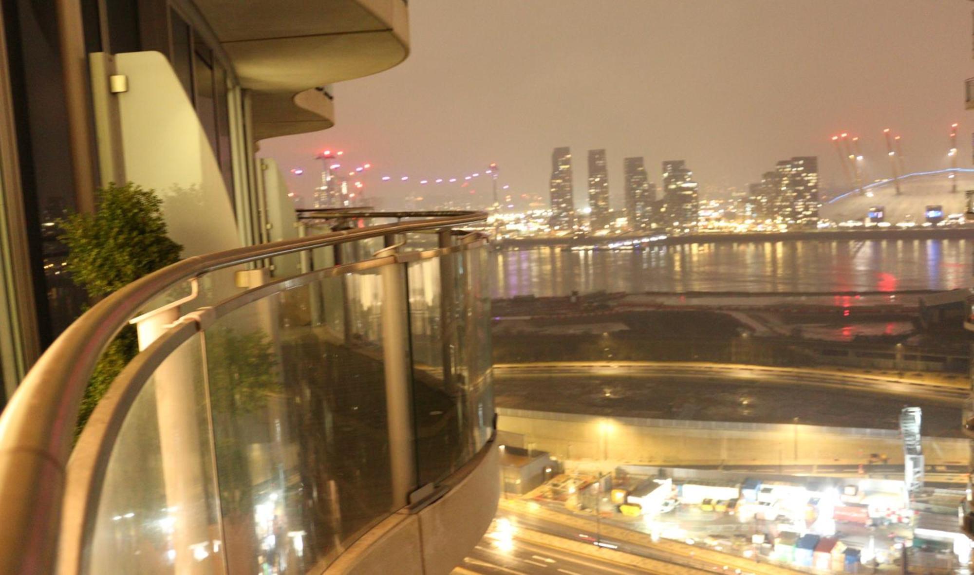 Luxury 1 Bedroom Apartment In ลอนดอน ภายนอก รูปภาพ