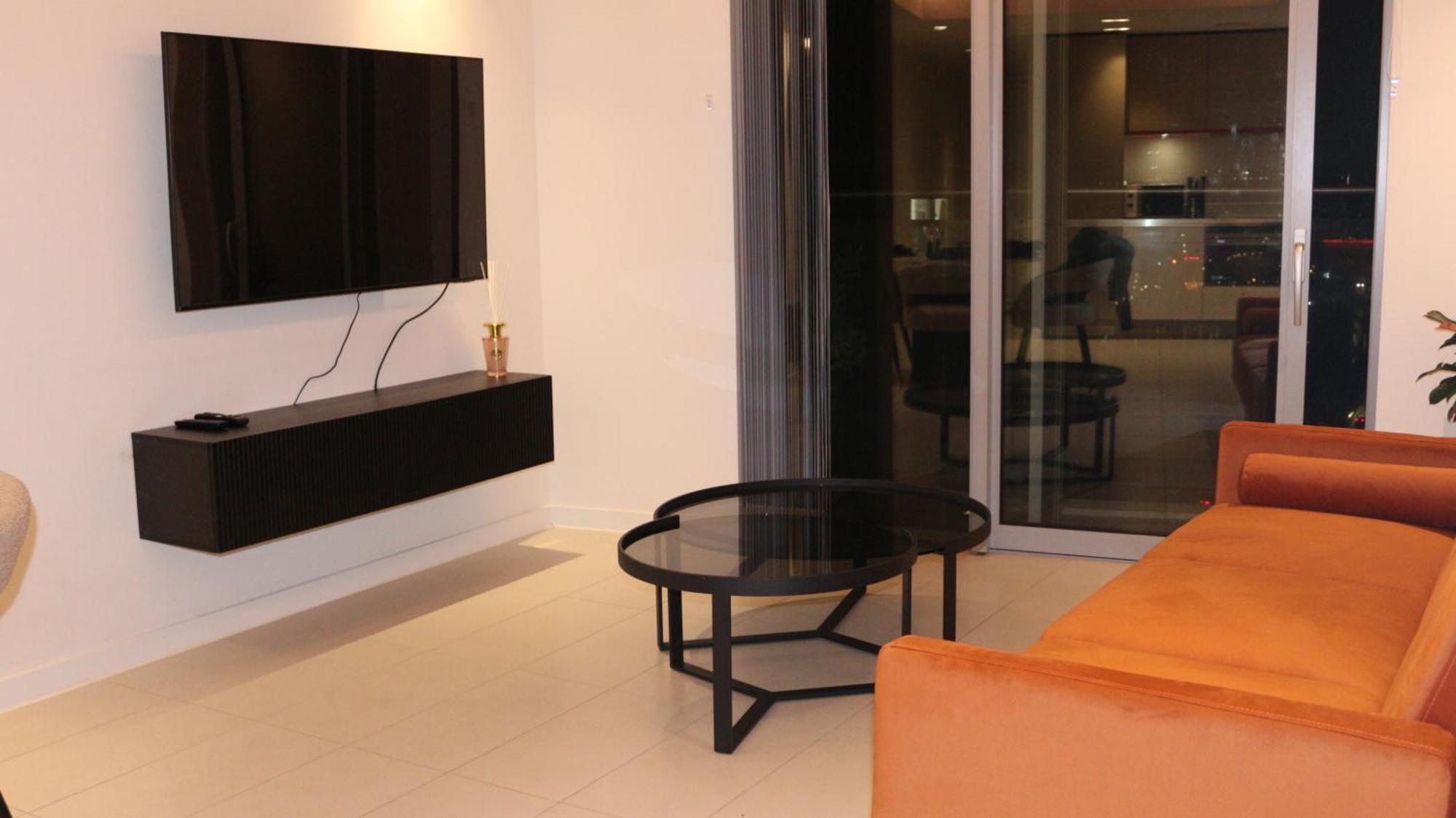 Luxury 1 Bedroom Apartment In ลอนดอน ภายนอก รูปภาพ