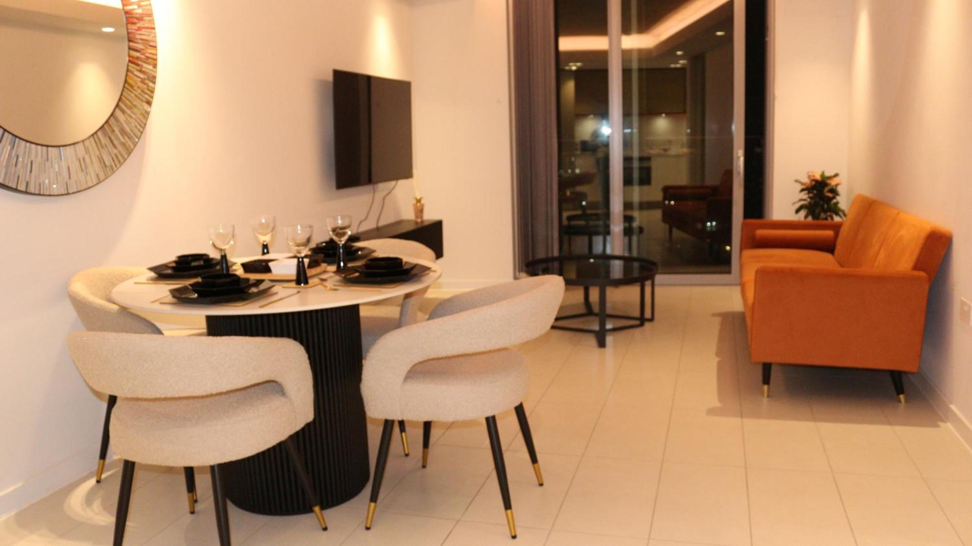 Luxury 1 Bedroom Apartment In ลอนดอน ภายนอก รูปภาพ
