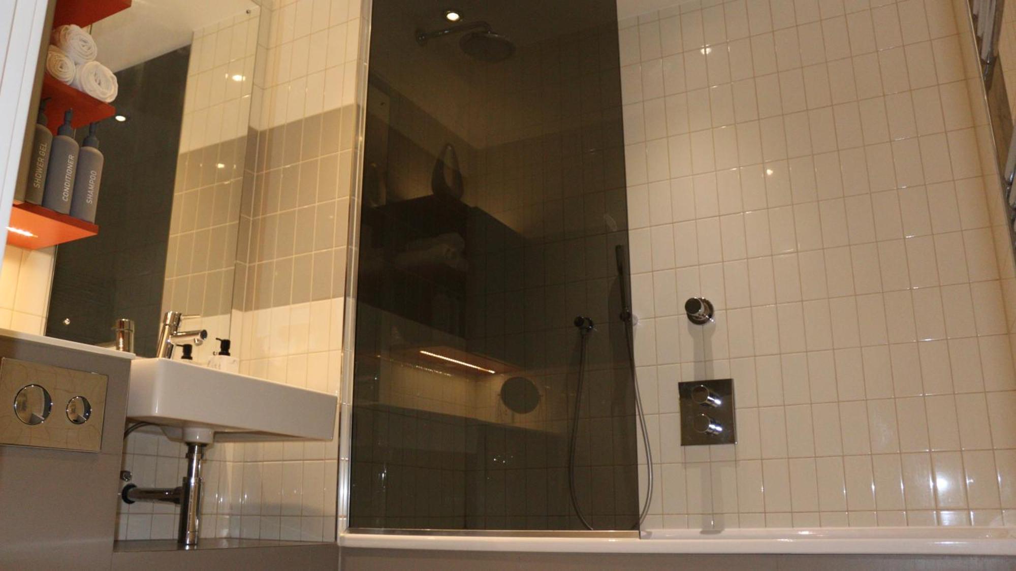 Luxury 1 Bedroom Apartment In ลอนดอน ภายนอก รูปภาพ
