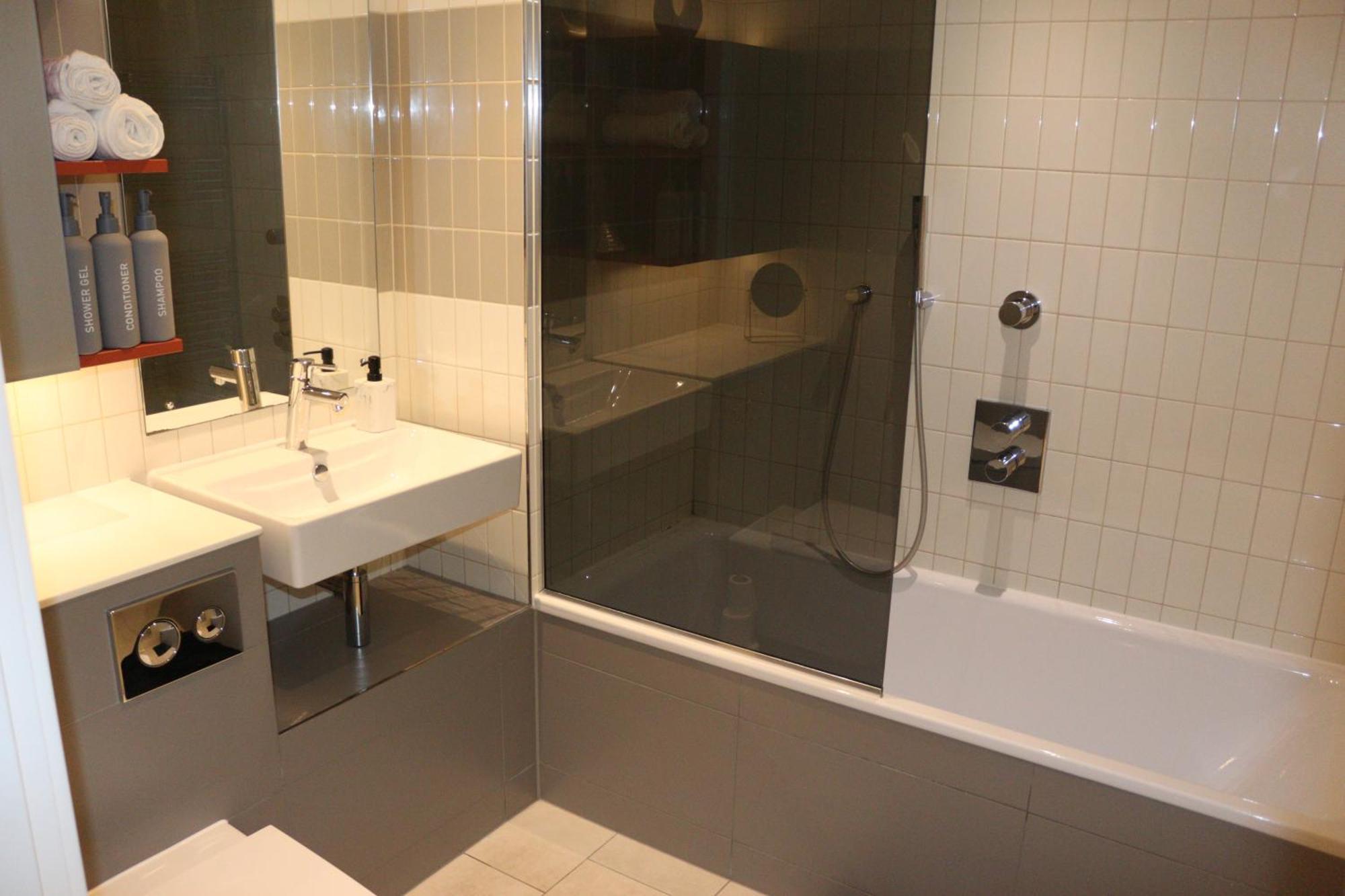 Luxury 1 Bedroom Apartment In ลอนดอน ภายนอก รูปภาพ