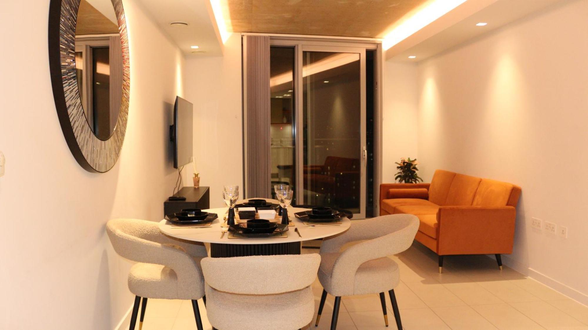 Luxury 1 Bedroom Apartment In ลอนดอน ภายนอก รูปภาพ